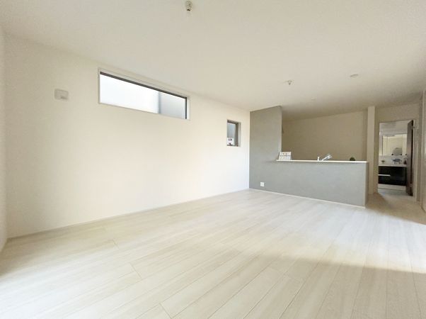 草加市瀬崎5丁目 新築戸建 リビング