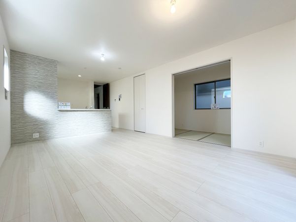 草加市瀬崎5丁目 新築戸建 リビング リビング