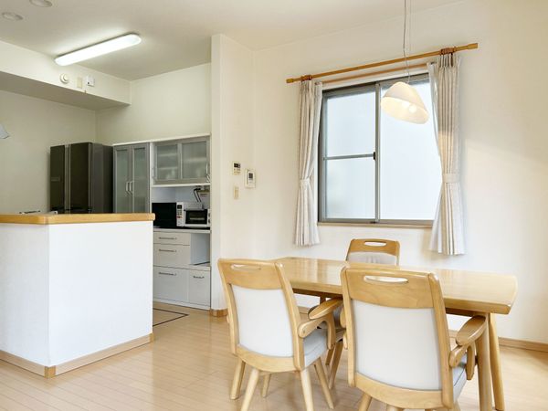 草加市手代1丁目 戸建 リビング