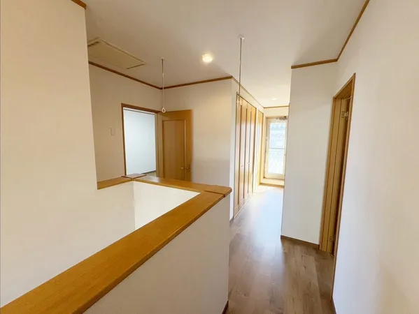 2階ホールスペース