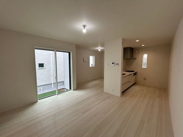 三郷市彦沢1丁目 新築戸建 リビング 三郷市彦沢1丁目 新築戸建 リビング