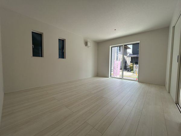 草加市苗塚町 新築戸建 リビング 草加市苗塚町 新築戸建 リビング