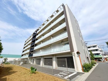 ベルドゥムール草加金明通り 外観