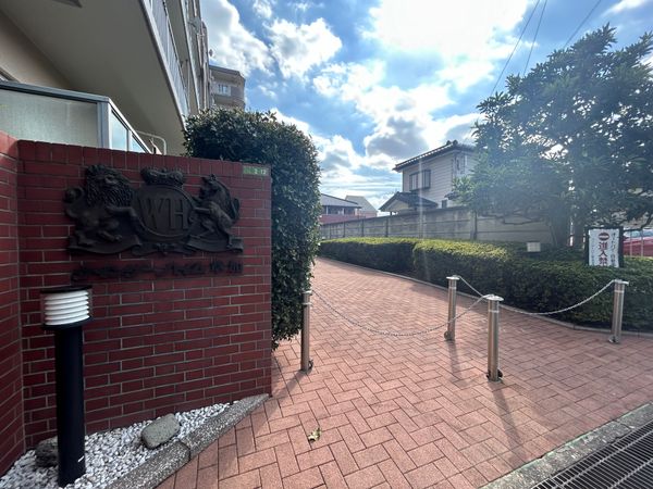 ウインザーハイム草加 庭 庭