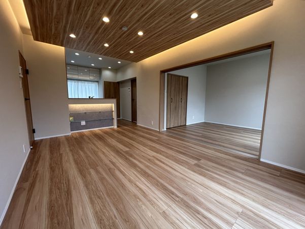 十條草加マンションB棟 リビング