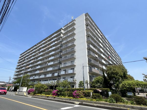 草加スカイハイツ 外観