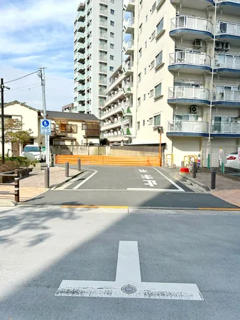 通りから見通しの良い立地