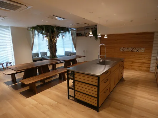 パーティールームは併設のキッズルームと同時利用が可能です（別途費用が掛かります。）