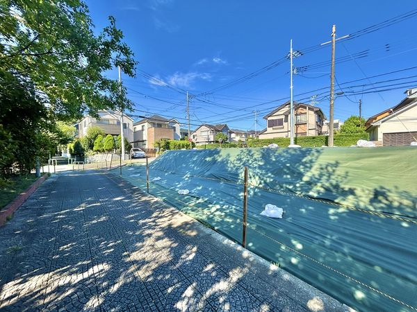 荏田西3丁目 土地 2区画 前面道路含む外観 荏田西3丁目 土地 2区画 前面道路含む外観