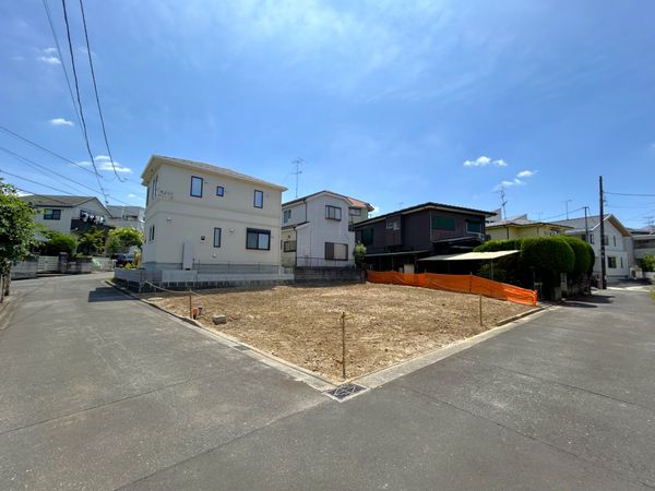 荏田町 土地 前面道路含む外観