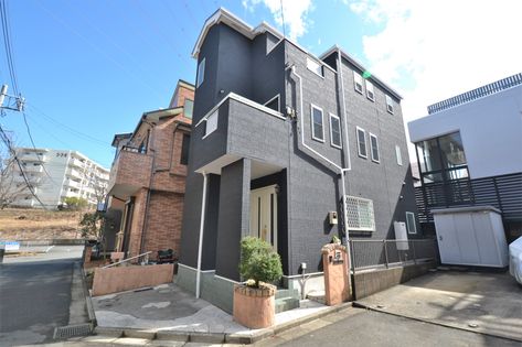 大場町 戸建 外観