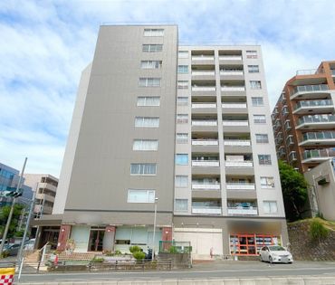 ファミリーコーポ市ケ尾 外観