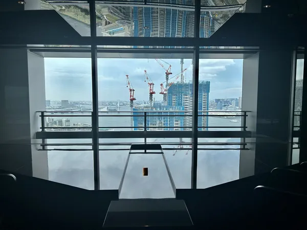 スカイビューラウンジからの眺望