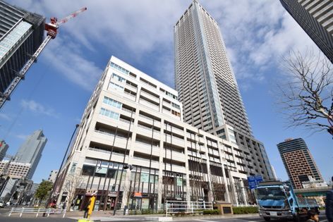 CAPITAL GATE PLACE THE TOWER 外観