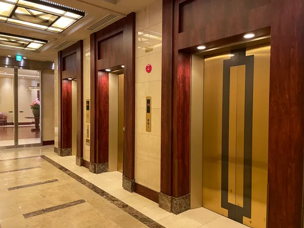 エレベーターホール