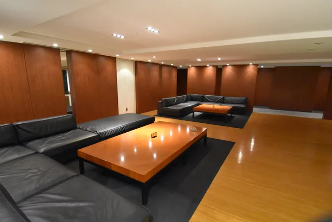 プライベートラウンジ