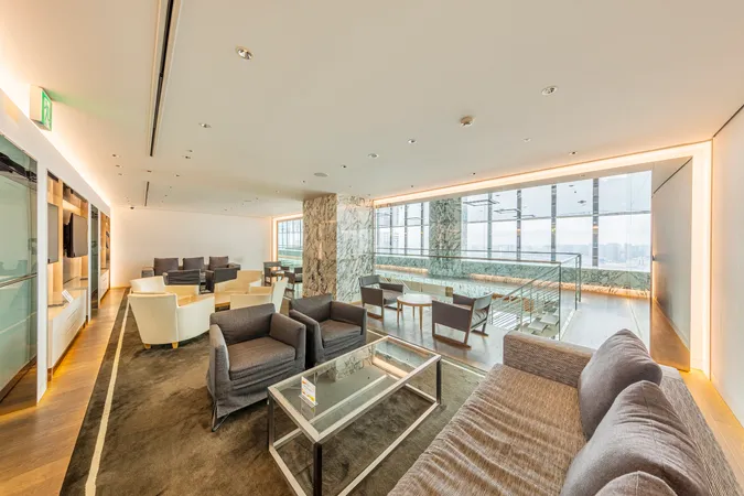 シースカイラウンジ