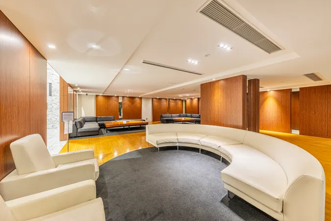 プライベートラウンジ