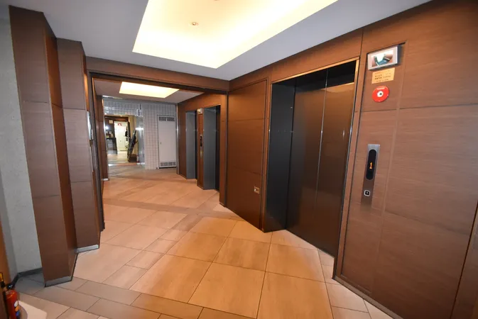 エレベーターホール