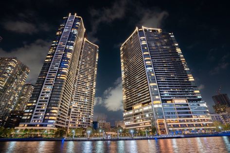 パークタワー勝どきミッド 外観