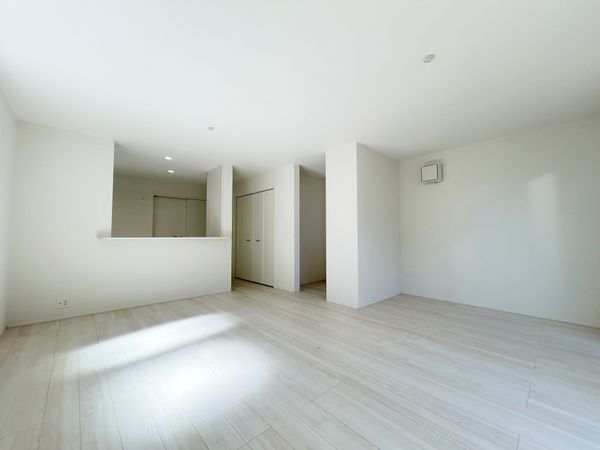 柏市松葉町3丁目 新築戸建 リビング