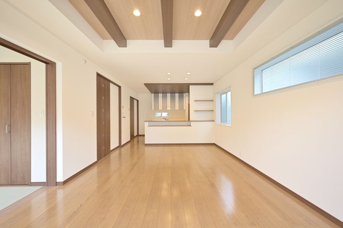 柏市松葉町6丁目 戸建 リビング