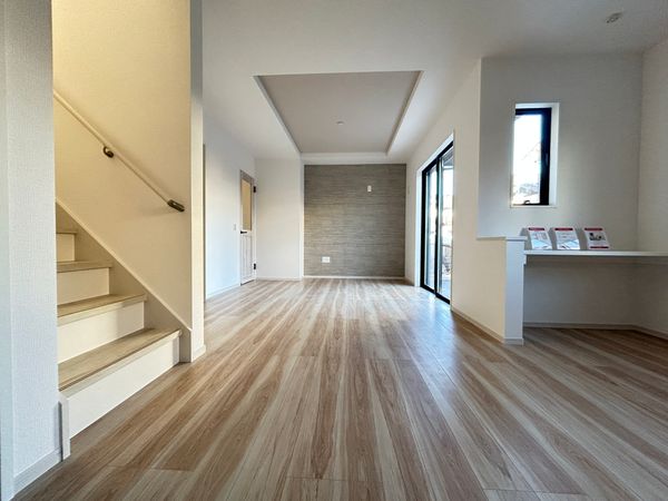 流山市松ケ丘4丁目 新築戸建 リビング
