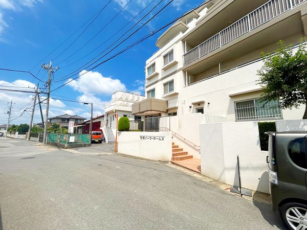 柏東パーク・ホームズ 外観