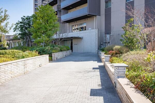 デュオセーヌ柏の葉キャンパス エントランス