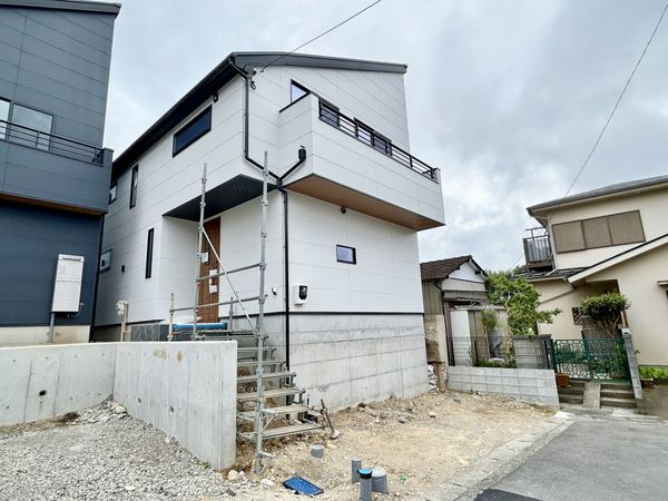 港南区芹が谷4丁目 新築戸建B号棟 外観
