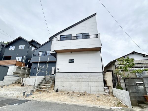 港南区芹が谷4丁目 新築戸建B号棟 外観