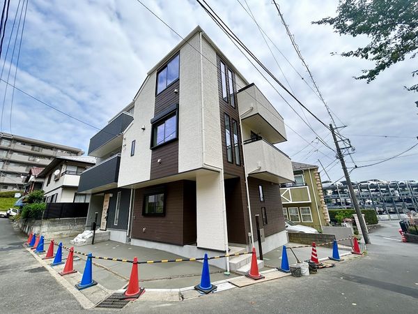 港南区日野3丁目 新築戸建 2号棟 外観 港南区日野3丁目 新築戸建 2号棟 外観