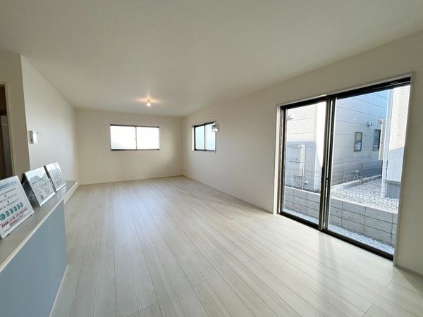 南区別所中里台 新築戸建 6号棟 リビング リビング