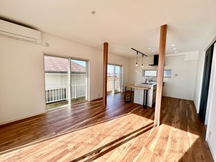 港南区芹が谷4丁目 戸建 リビング