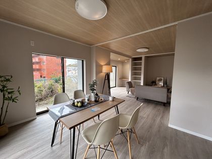 港南区日野7丁目 戸建 リビング