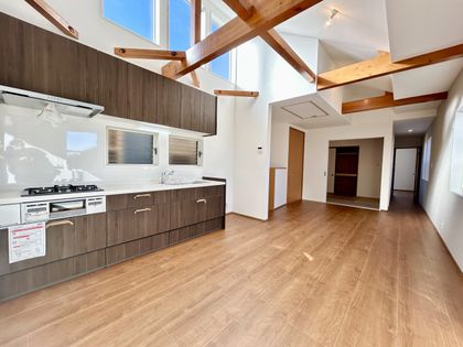 港南区笹下6丁目 戸建 リビング