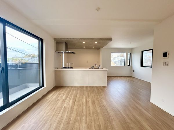 南区大岡1丁目 新築戸建 2号棟 リビング