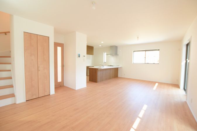 港南区上永谷5丁目 新築戸建 1号棟 リビング