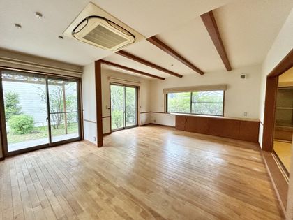 磯子区久木町 戸建 リビング