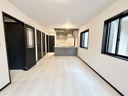 港南区芹が谷4丁目 新築戸建 リビング