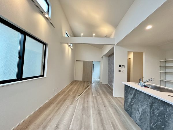 南区六ツ川2丁目 新築戸建 2号棟 リビング 南区六ツ川2丁目 新築戸建 2号棟 リビング