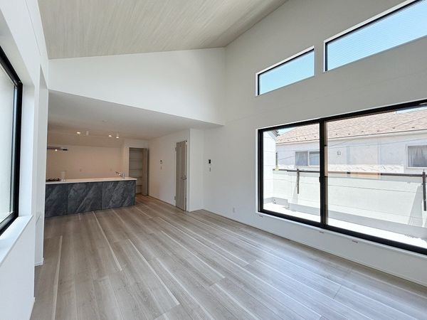 南区大岡5丁目 新築戸建 リビング 南区大岡5丁目 新築戸建 リビング