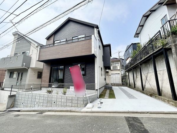 港南区上永谷4丁目 新築戸建 外観 港南区上永谷4丁目 新築戸建 外観