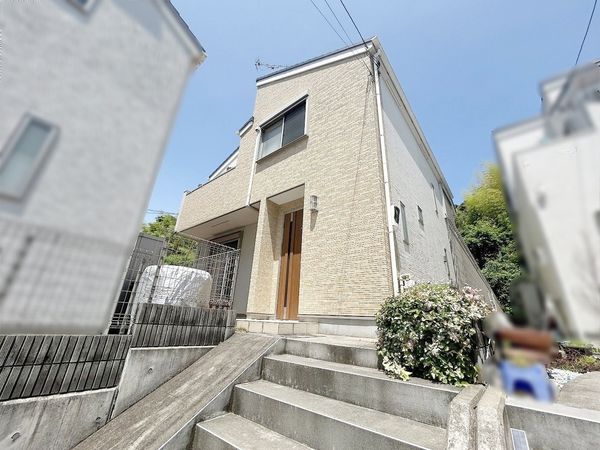 磯子区磯子4丁目 戸建 外観 磯子区磯子4丁目 戸建 外観
