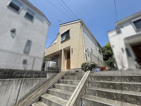 磯子区磯子4丁目 戸建 外観 磯子区磯子4丁目 戸建 外観