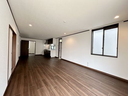 港南区東永谷3丁目 戸建 リビング