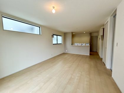 南区別所中里台 新築戸建 5号棟 リビング