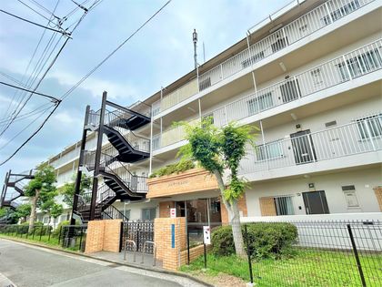 ハイラーク上大岡 外観