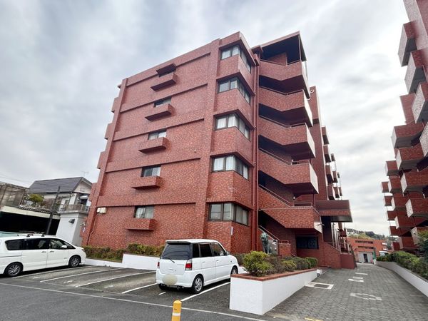 ライオンズマンション上大岡第3 外観