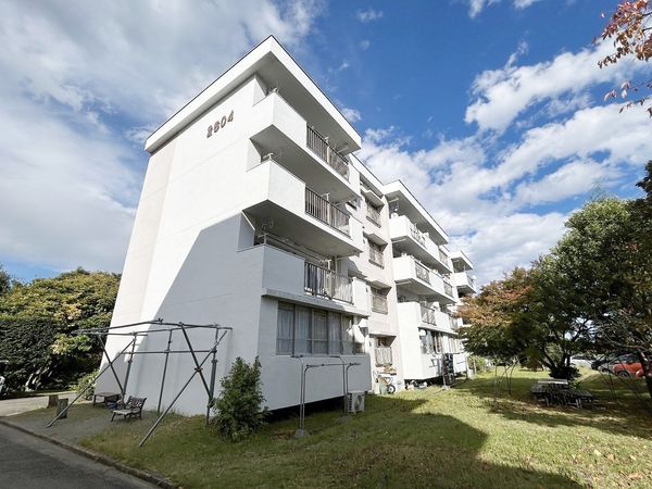 汐見台団地 2604号棟 外観
